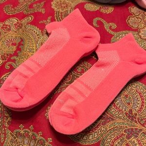Women’s Set of two Athletic Low-Cut Socks  Coral